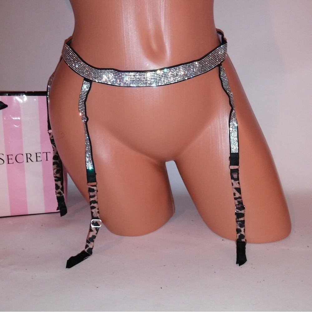 NWT Victoria's Secret Bling Black Leopard Animal Garter Belt